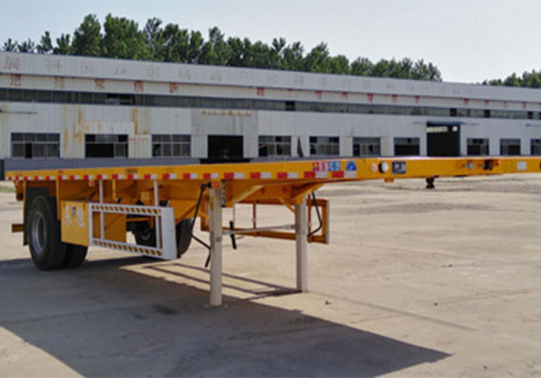 平板運(yùn)輸半掛車(chē)